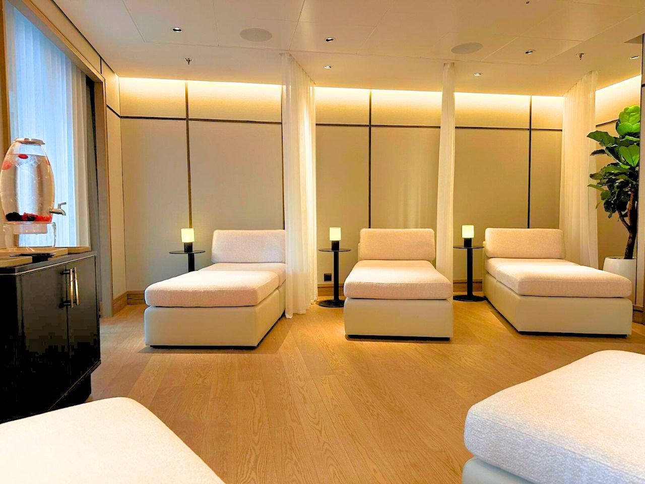 WhatsApp Image 2025-12-18 at 3.05.15 AM WhatsApp Image 2025-12-18 at 3.05.15 AM